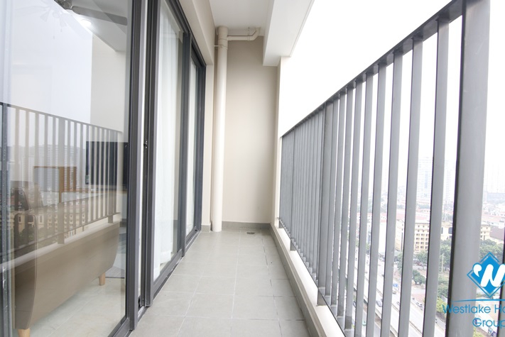 High-end three-bedroom apartment with lake view in D'capital building on Tran Duy Hung st, Cau Giay